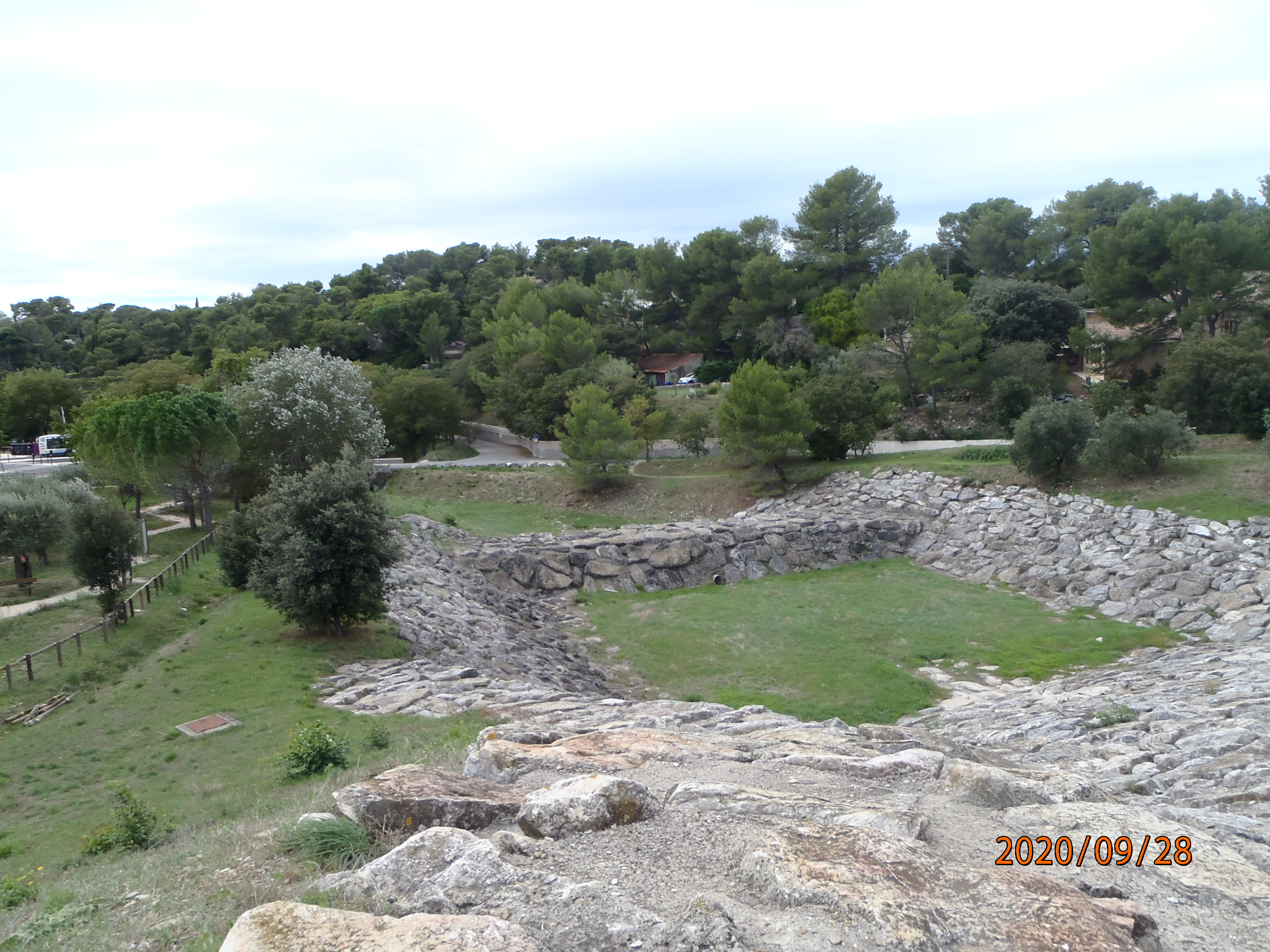 Bassin de l'Oliveraie sur le cadereau d'Uzès